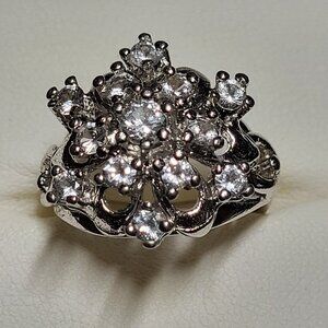 VINTAGE STERLING SILVER RING